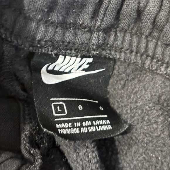 Nike black straight leg Joggers for Men - L - Picture 3 of 6